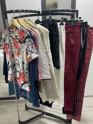 Bekleidungspaket damen - bekleidungspaket,